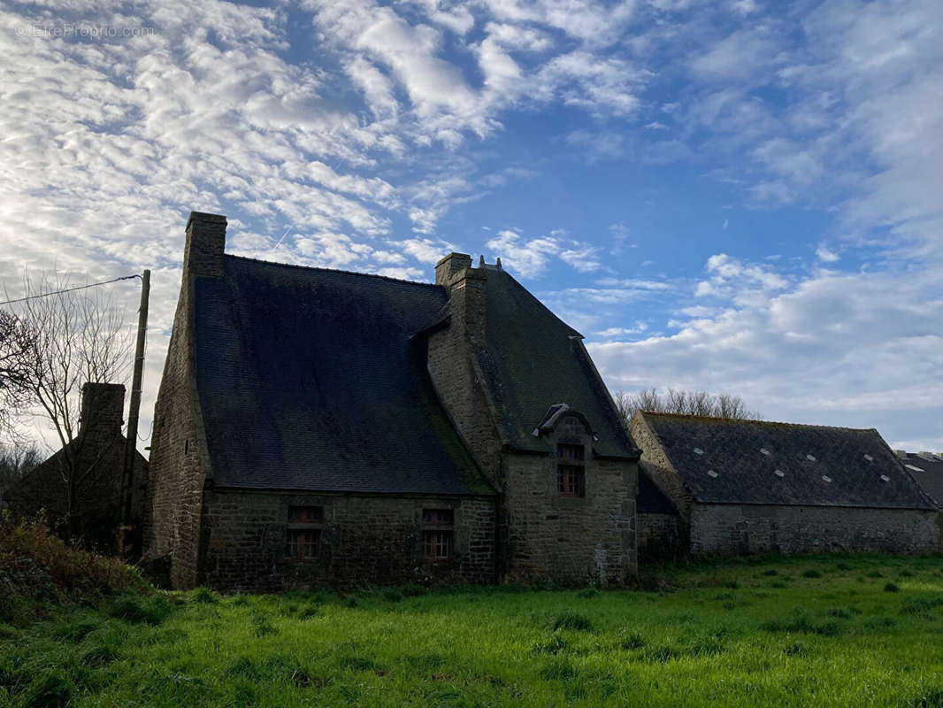 Maison à LANDUNVEZ