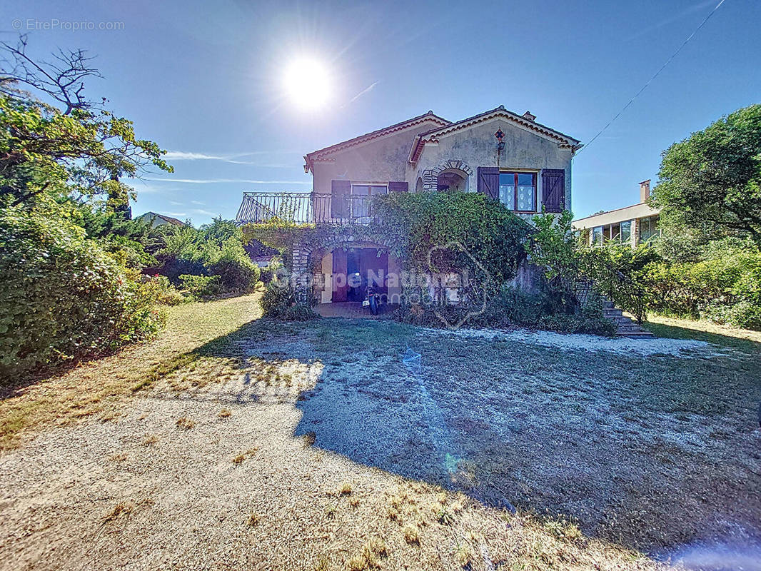 Maison à LA GARDE