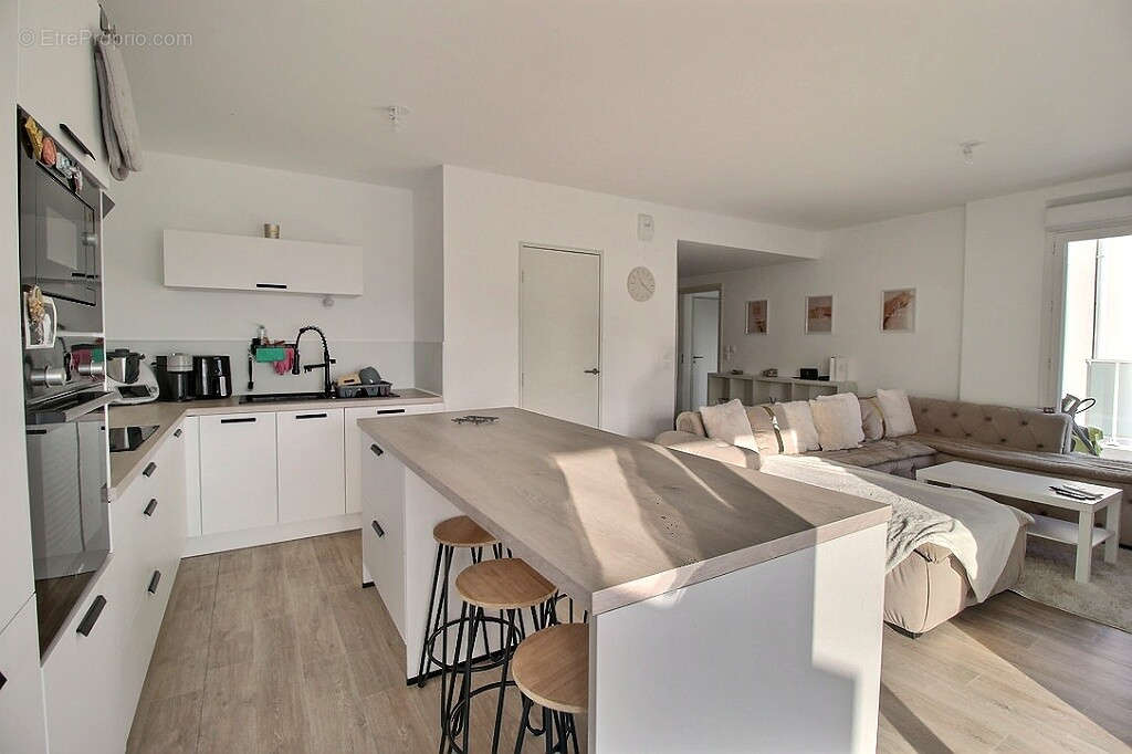 Appartement à MARSEILLE-15E