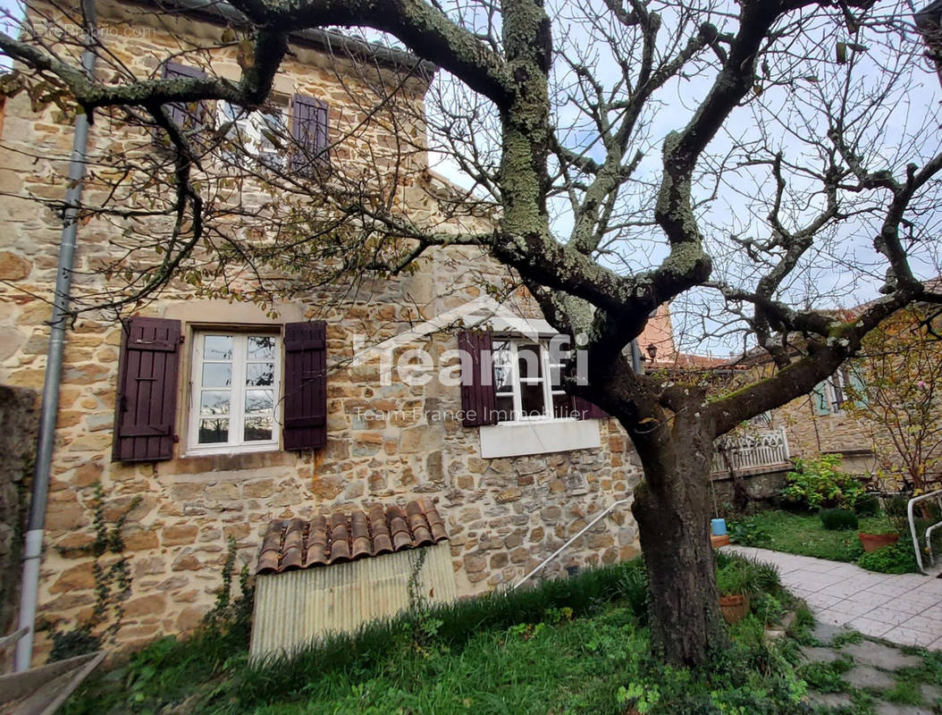 Maison à SAINT-PAUL-LE-JEUNE