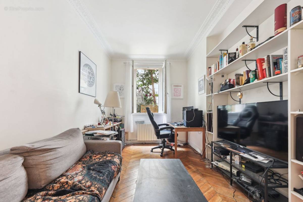 Appartement à PARIS-11E