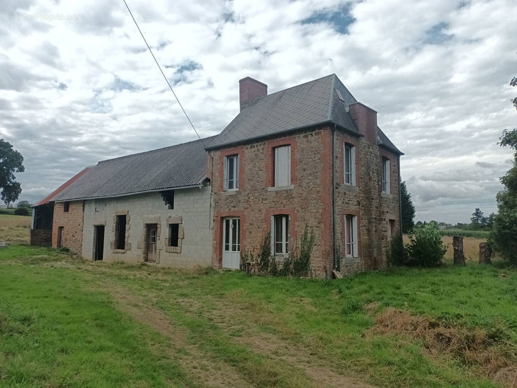 Maison à LANDELLES-ET-COUPIGNY