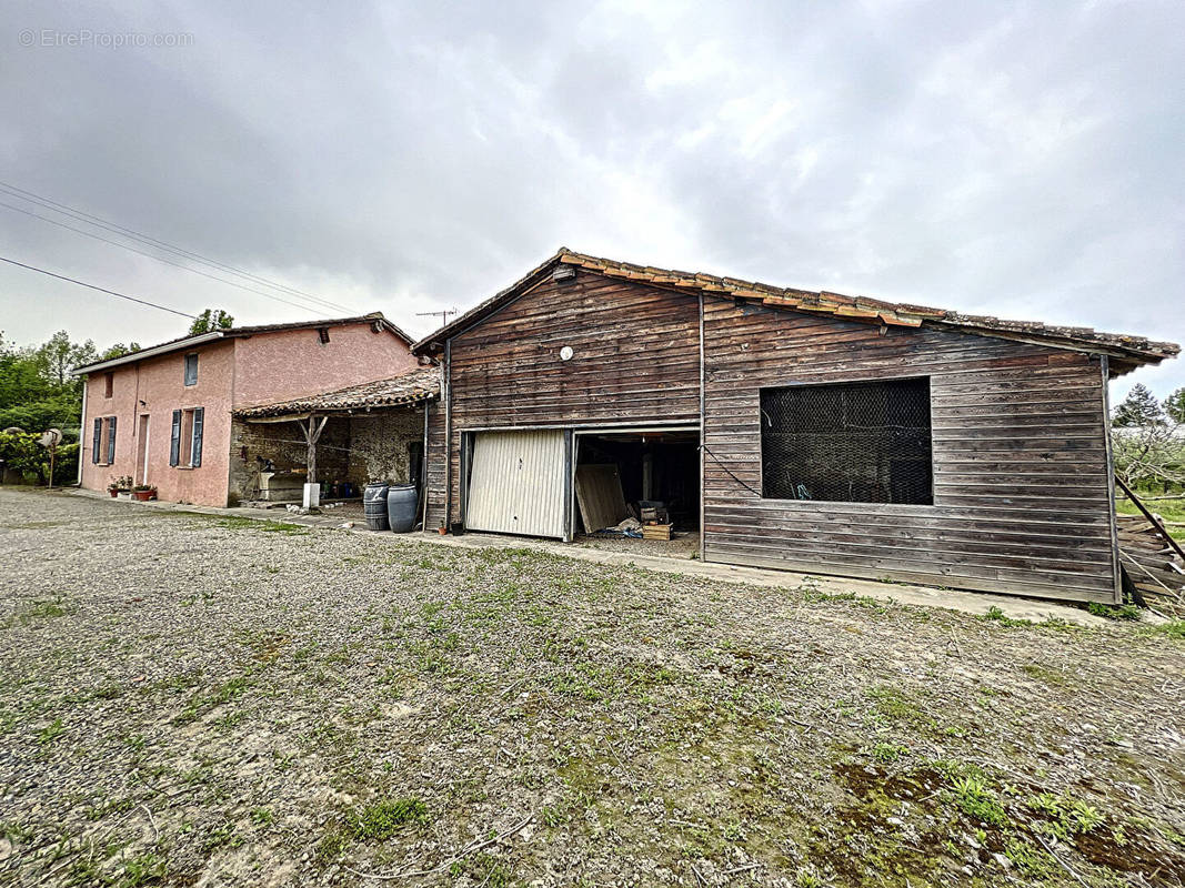 Maison à CASTELSARRASIN