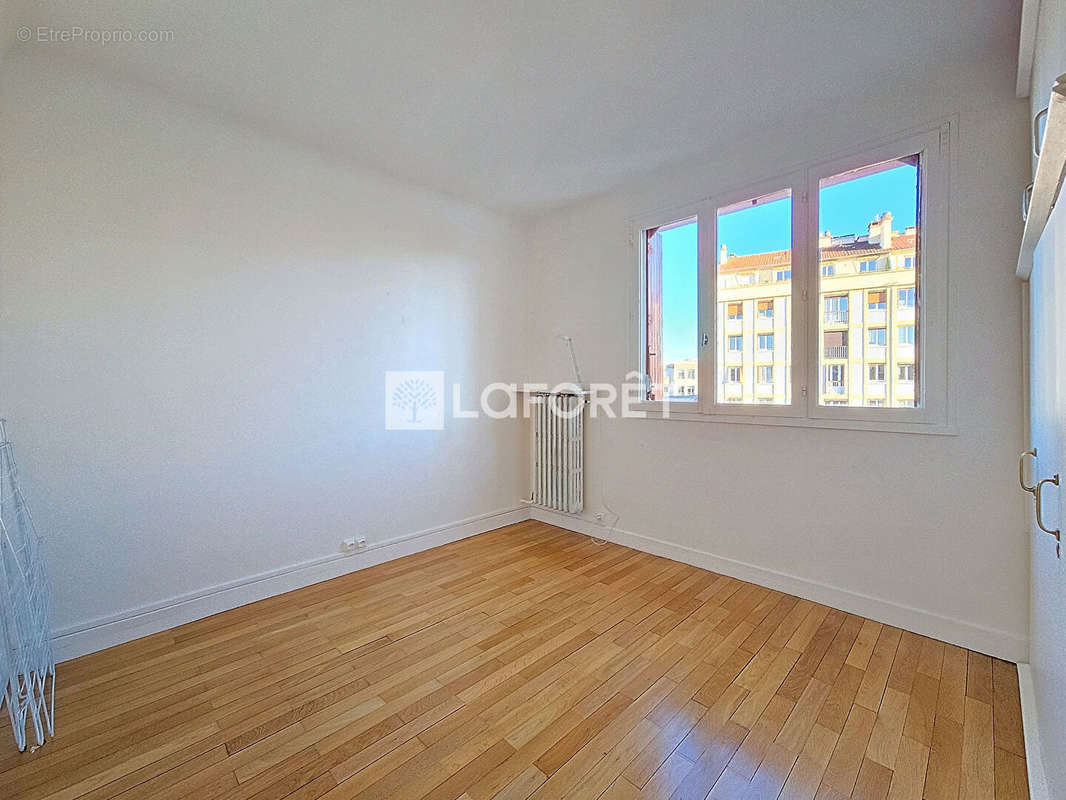 Appartement à BOURG-LA-REINE