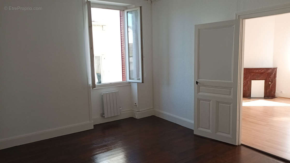 Appartement à MONTCEAU-LES-MINES