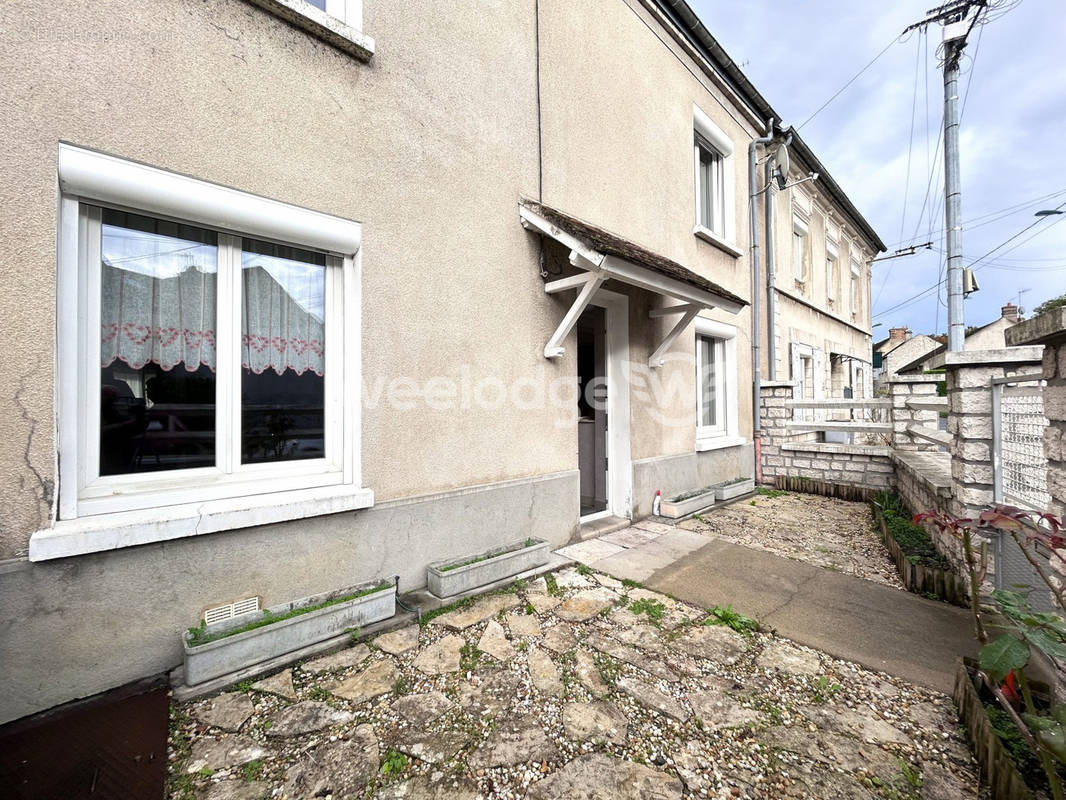 Maison à SOUPPES-SUR-LOING