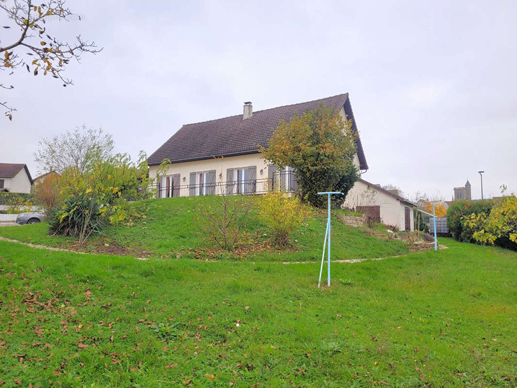 Maison à POURRAIN