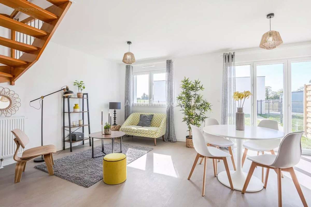 Appartement à MARLY-LA-VILLE