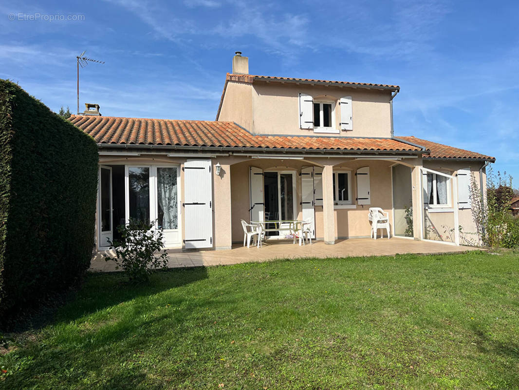 Maison à SAINT-BENOIT