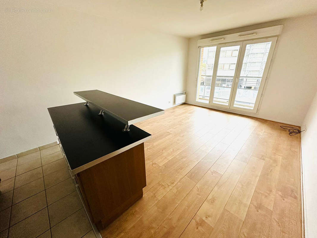 Appartement à NANTERRE