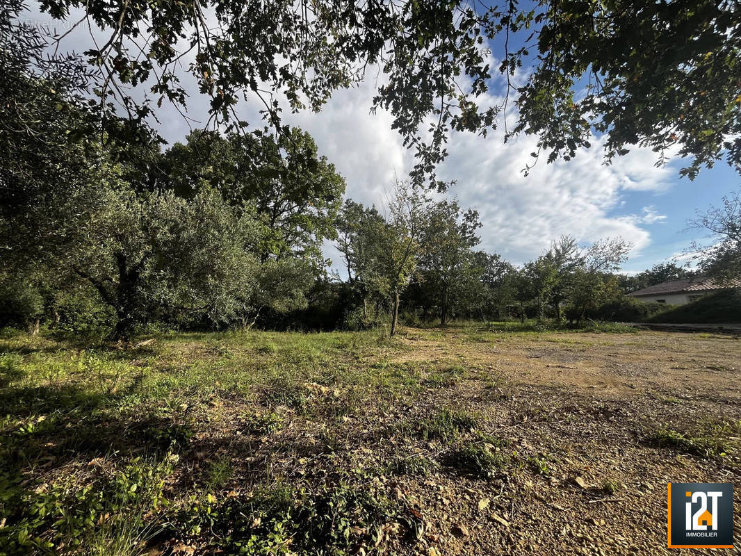 Terrain à MARTIGNARGUES