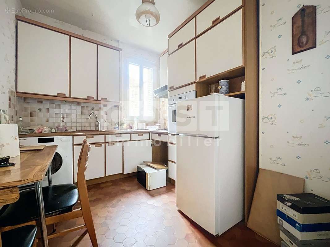 Appartement à ASNIERES-SUR-SEINE