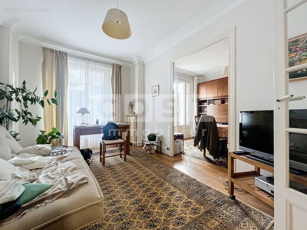 Appartement à ASNIERES-SUR-SEINE