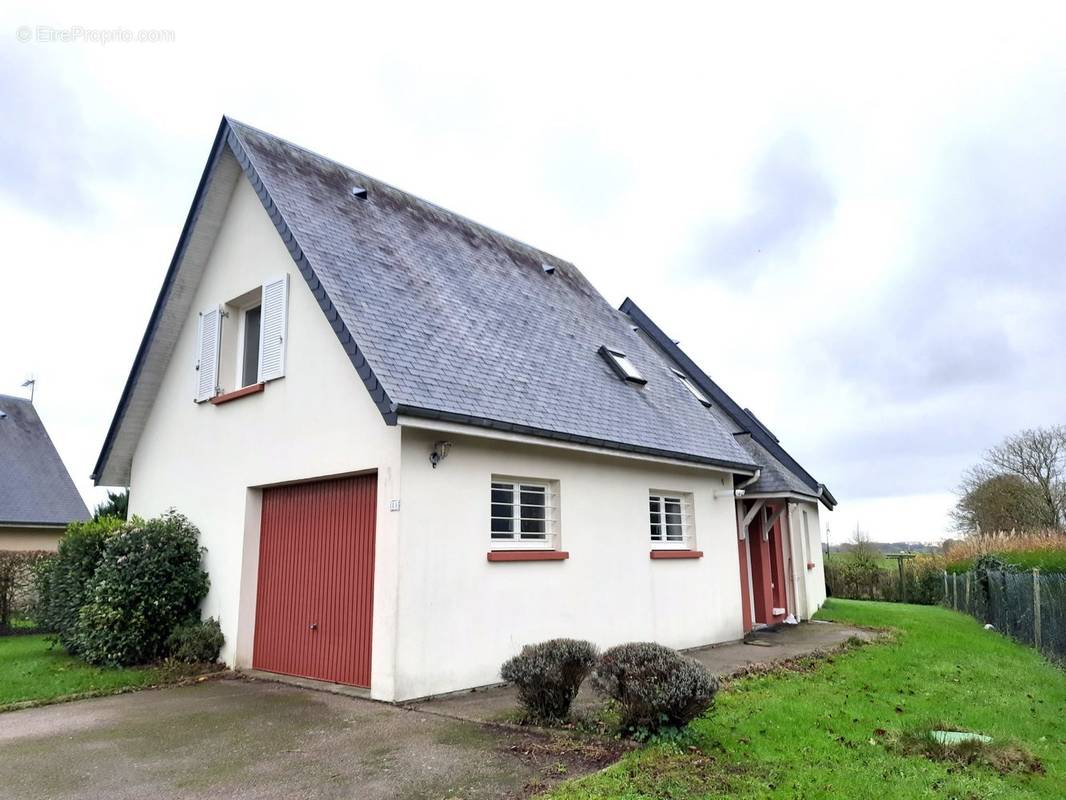 Maison à CANY-BARVILLE