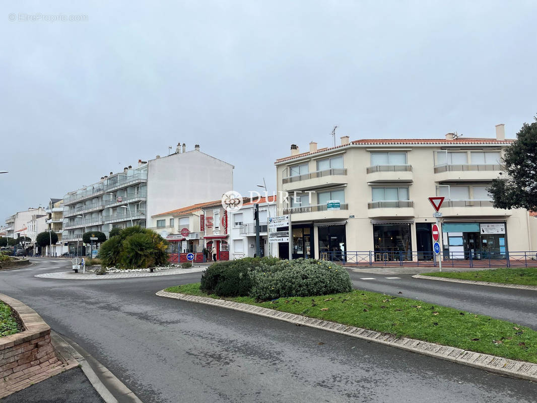 Commerce à SAINT-GILLES-CROIX-DE-VIE