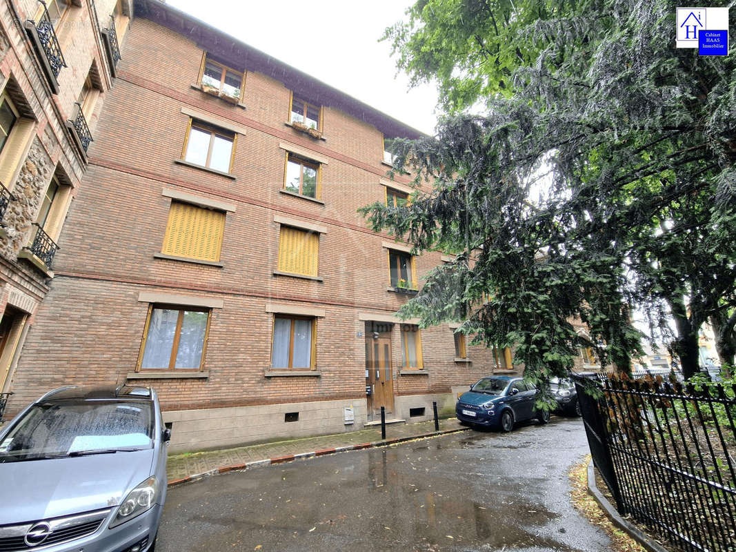 Parking à MAISONS-ALFORT