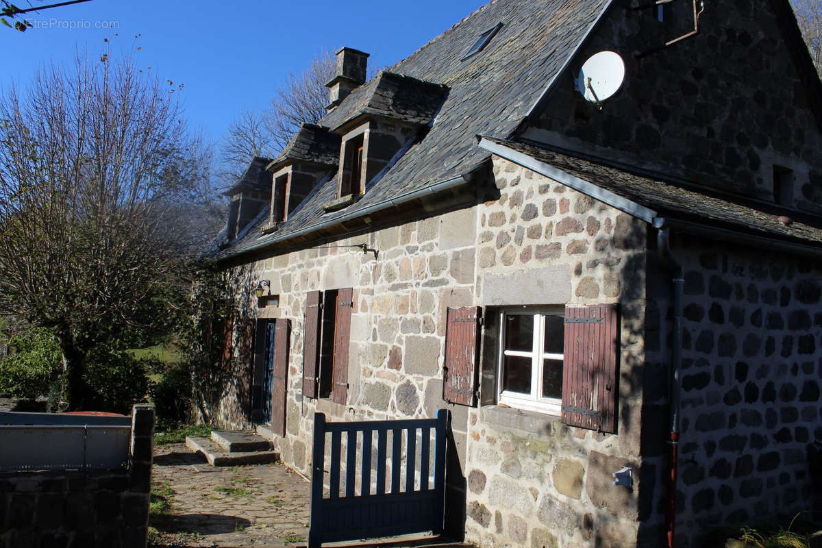 Maison à SAINT-MARTIN-VALMEROUX