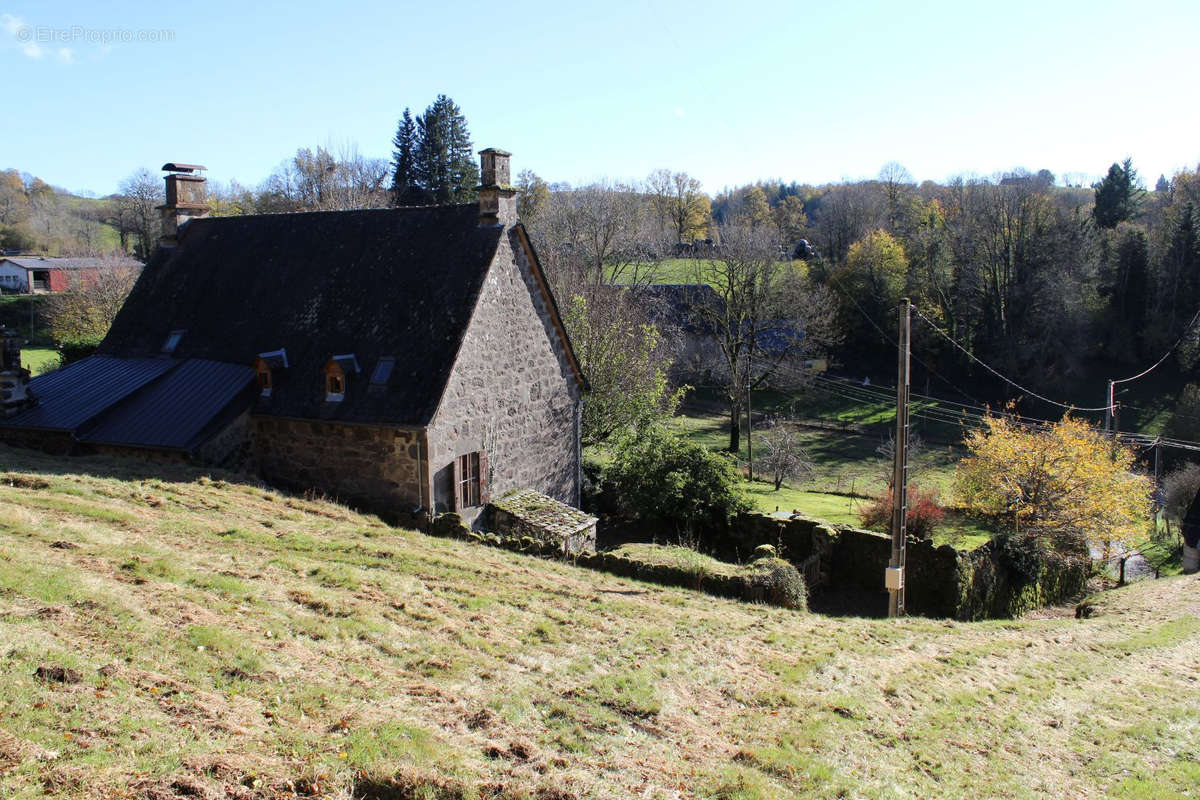 Maison à SAINT-MARTIN-VALMEROUX