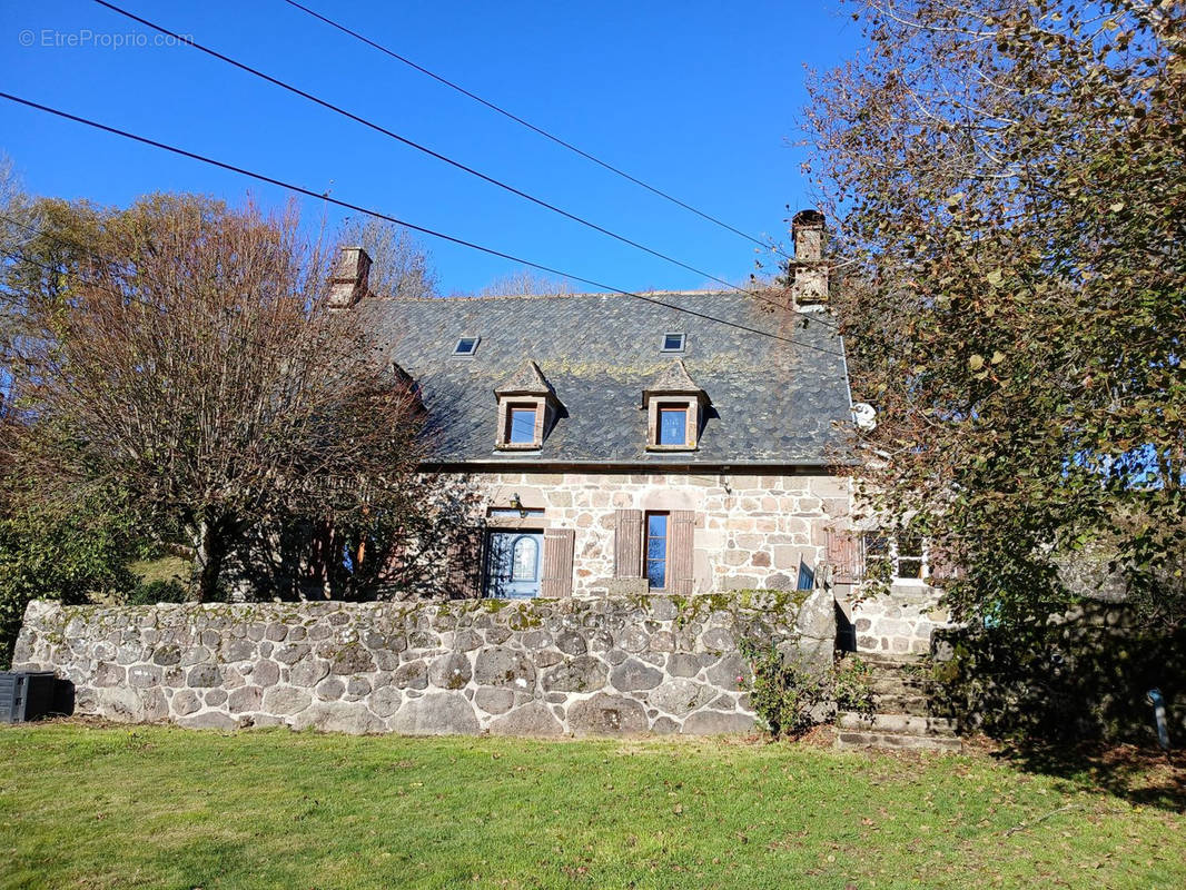 Maison à SAINT-MARTIN-VALMEROUX