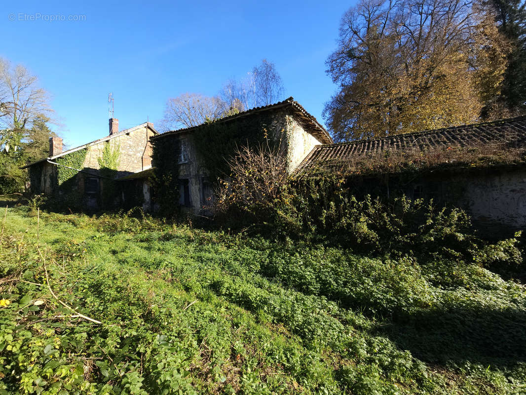 Maison à LINARDS