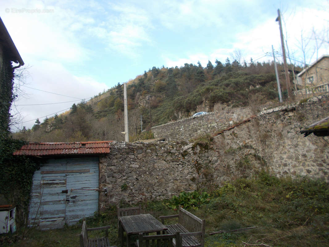 Maison à SAINT-PIERRE-SUR-DOUX