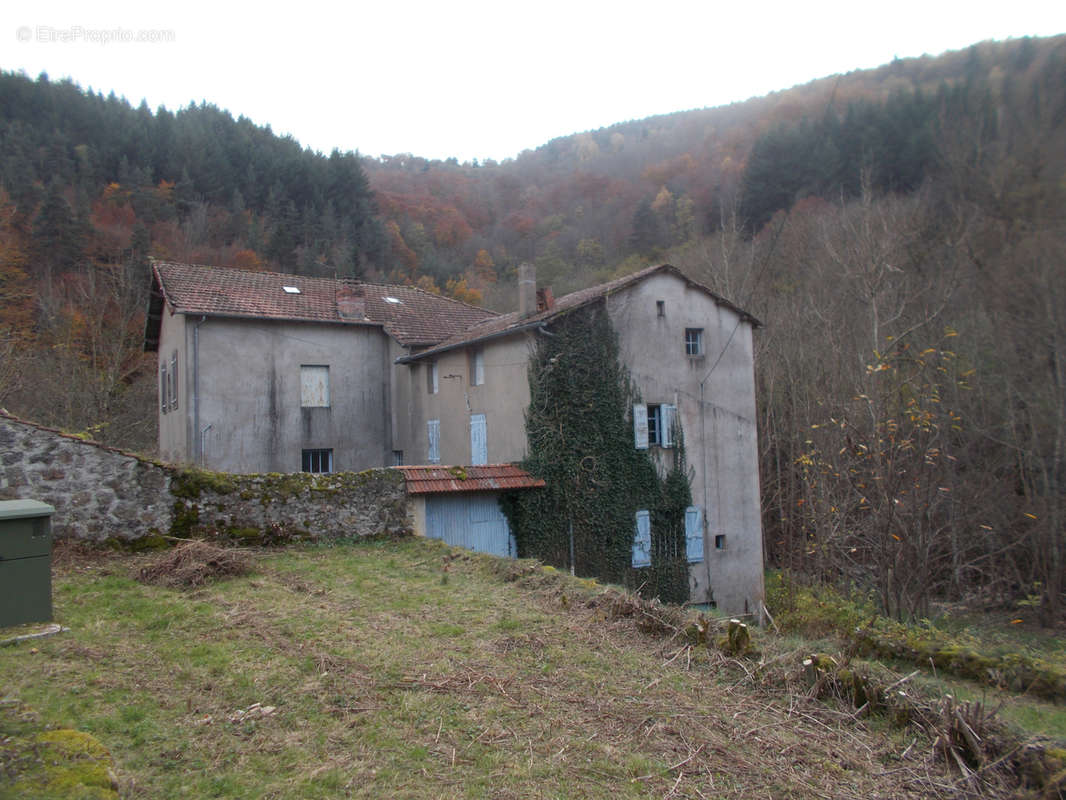 Maison à SAINT-PIERRE-SUR-DOUX