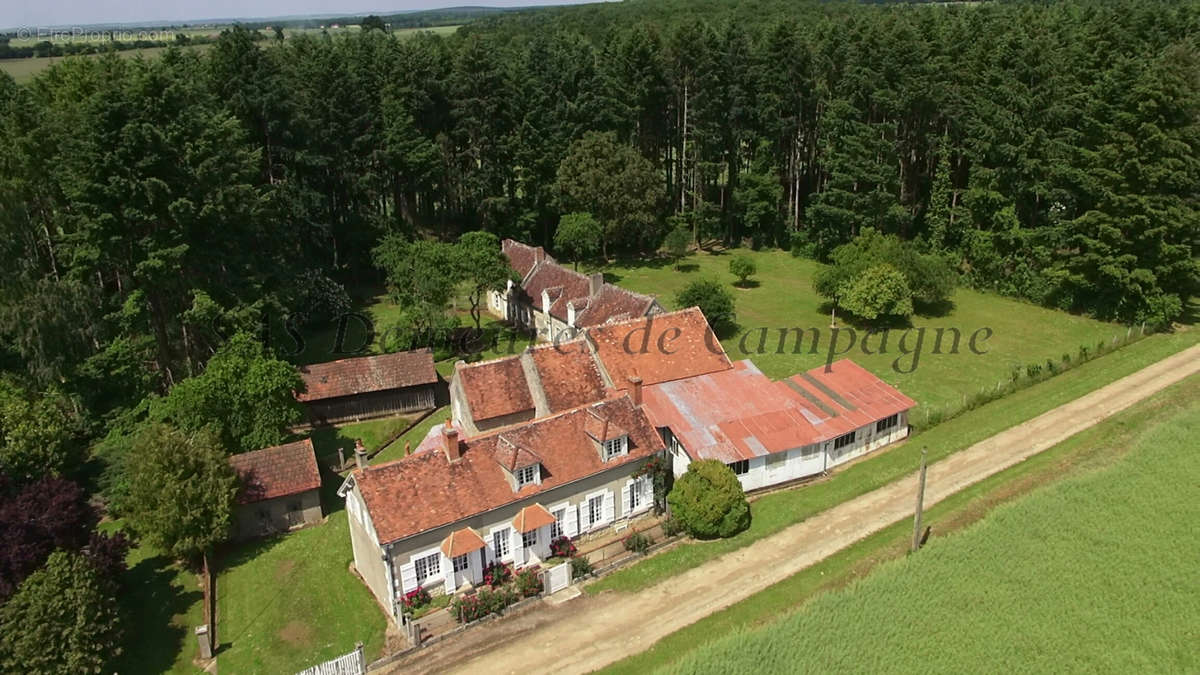 Maison à POUILLY-SUR-LOIRE