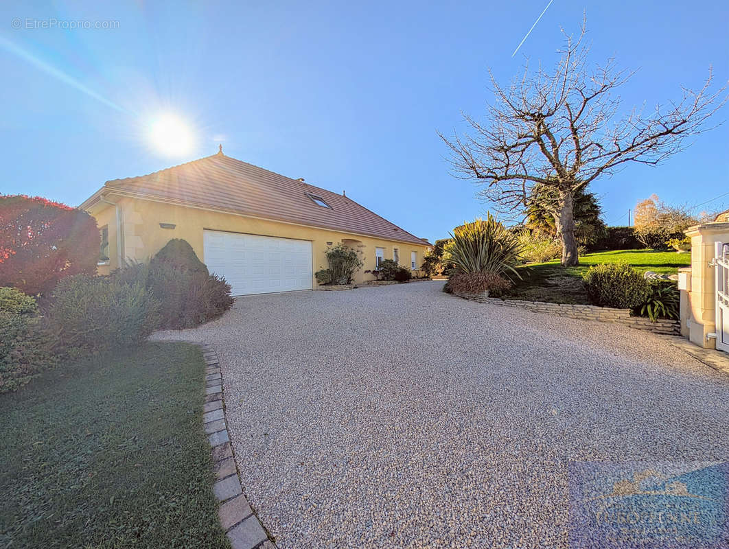 Maison à TOURNAY