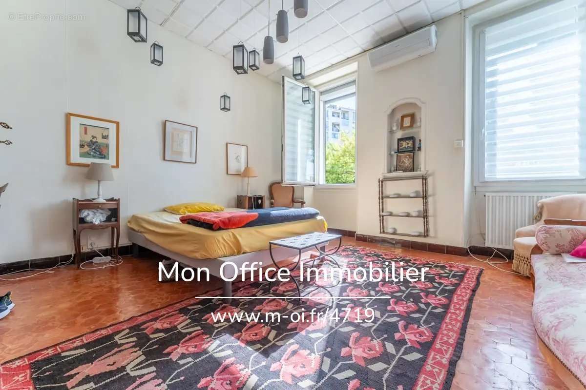 Maison à MARSEILLE-4E