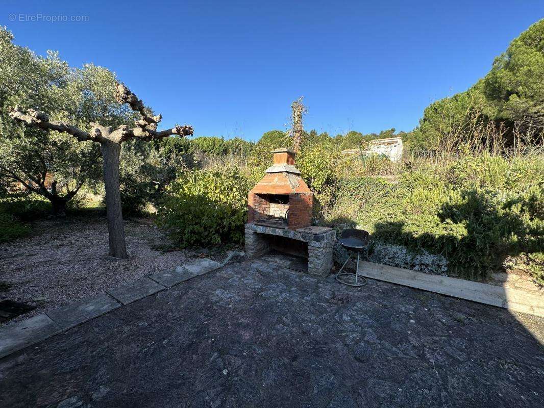 Maison à CAUNES-MINERVOIS