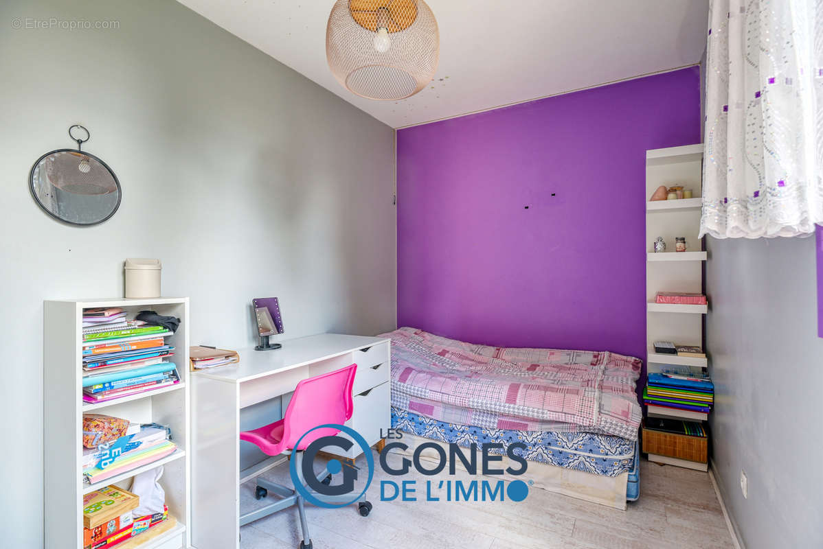 Appartement à SAINT-GENIS-LAVAL