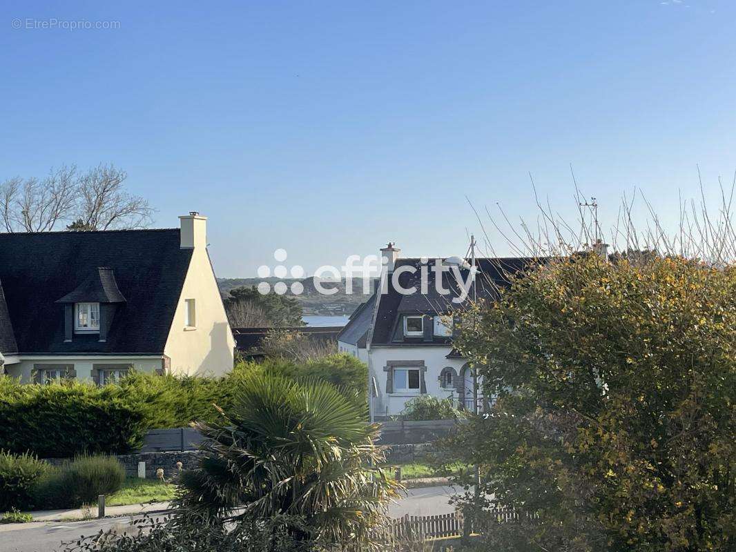 Maison à PLOUHINEC