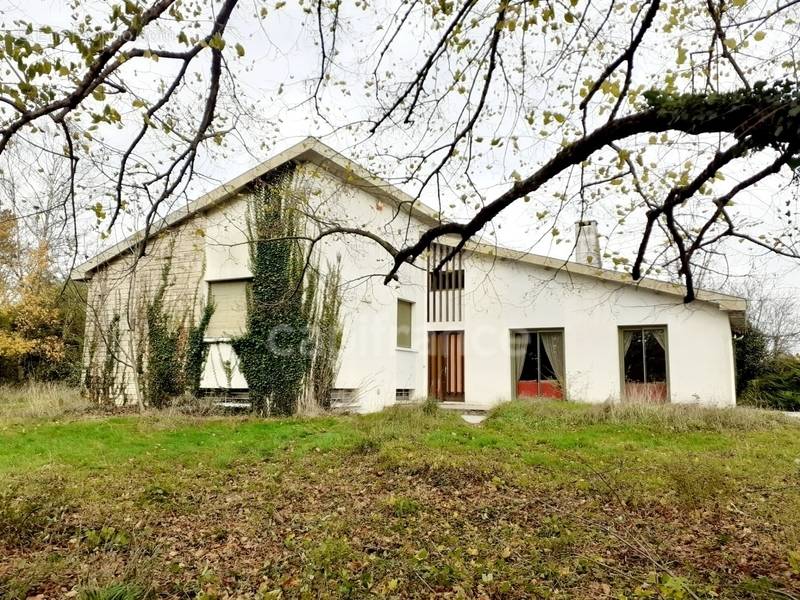 Maison à SAINT-JULIEN-L&#039;ARS