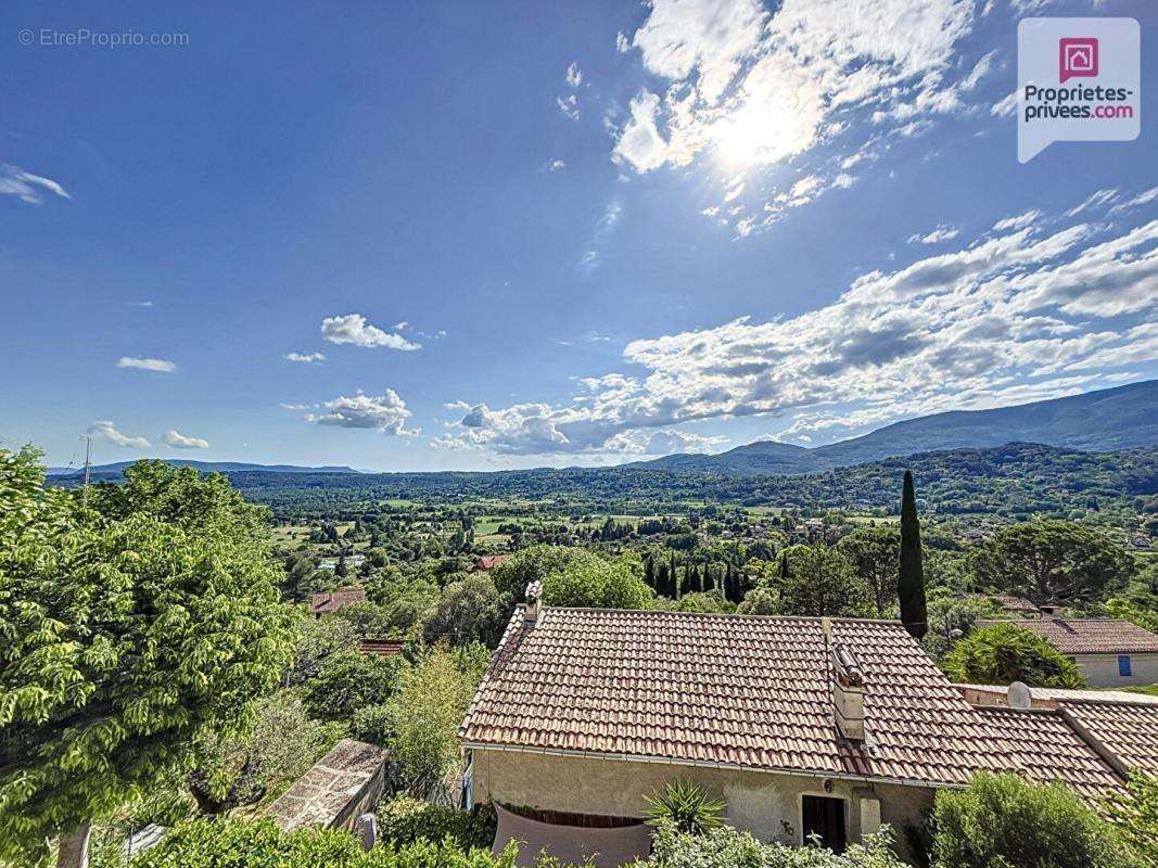 Appartement à FAYENCE