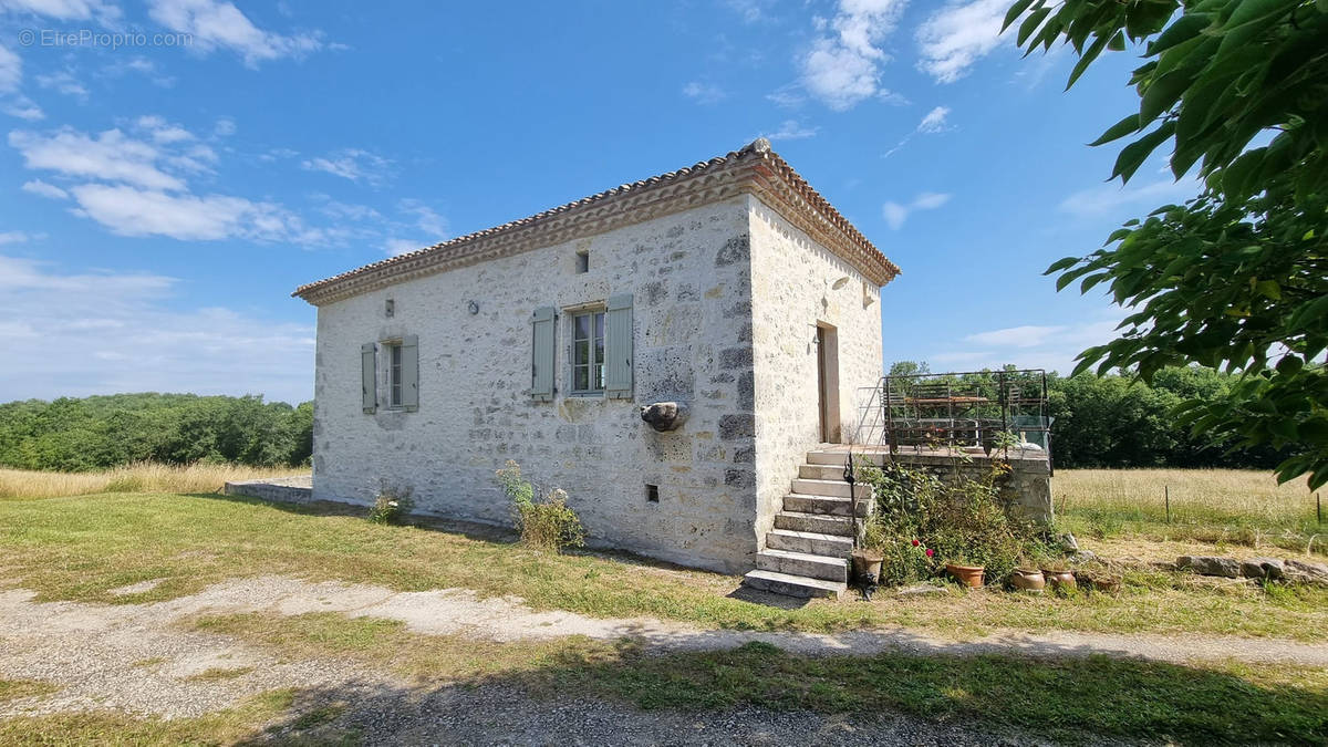 Maison à TOUFFAILLES