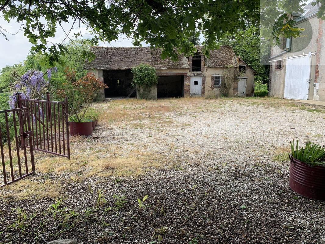 Maison à COURTENAY