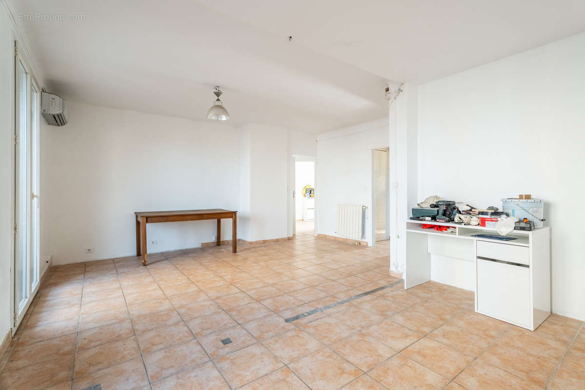 Appartement à MARSEILLE-10E