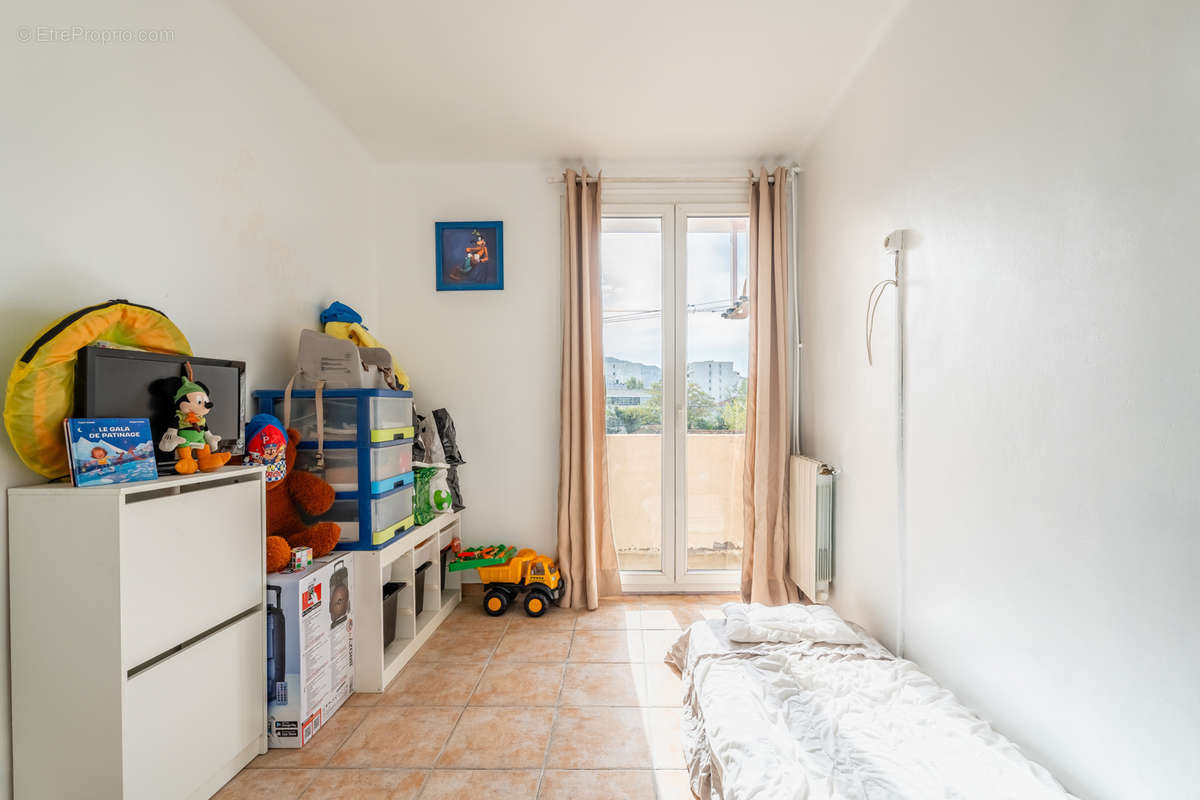 Appartement à MARSEILLE-10E