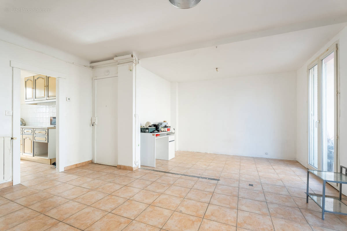 Appartement à MARSEILLE-10E