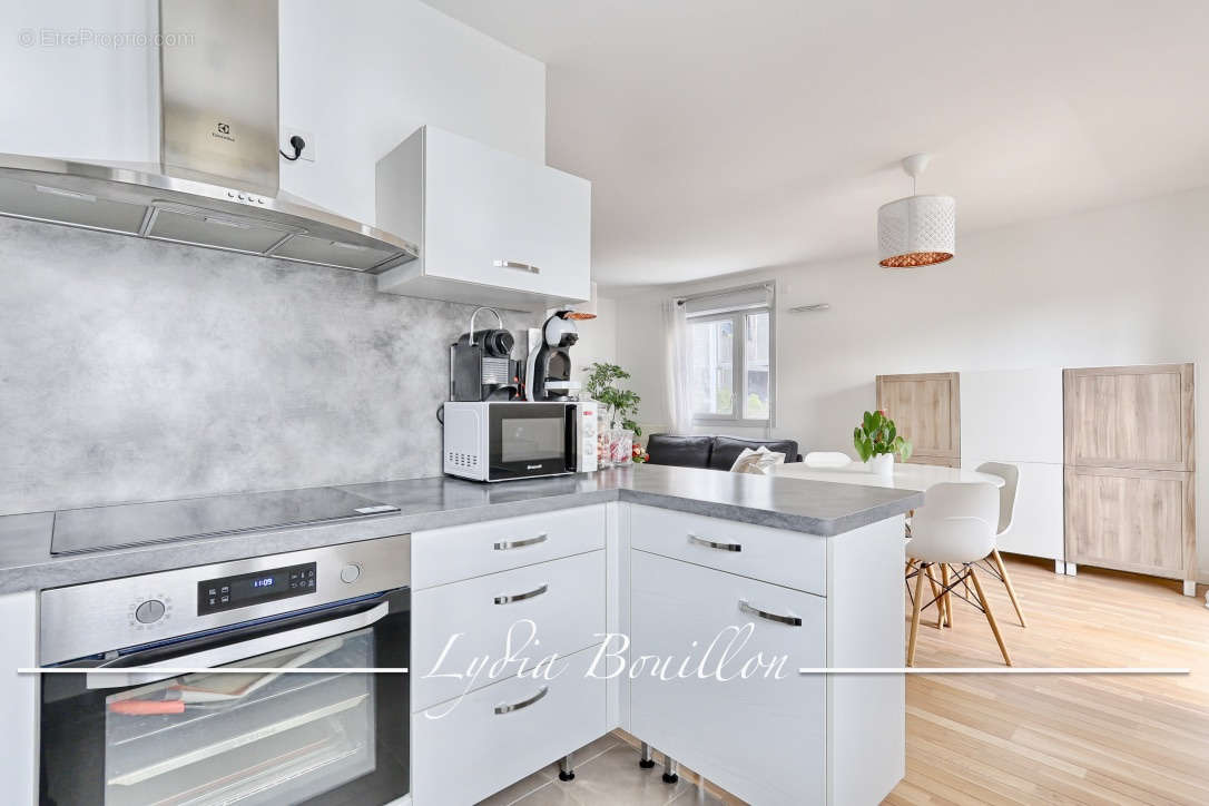 Appartement à NANTERRE