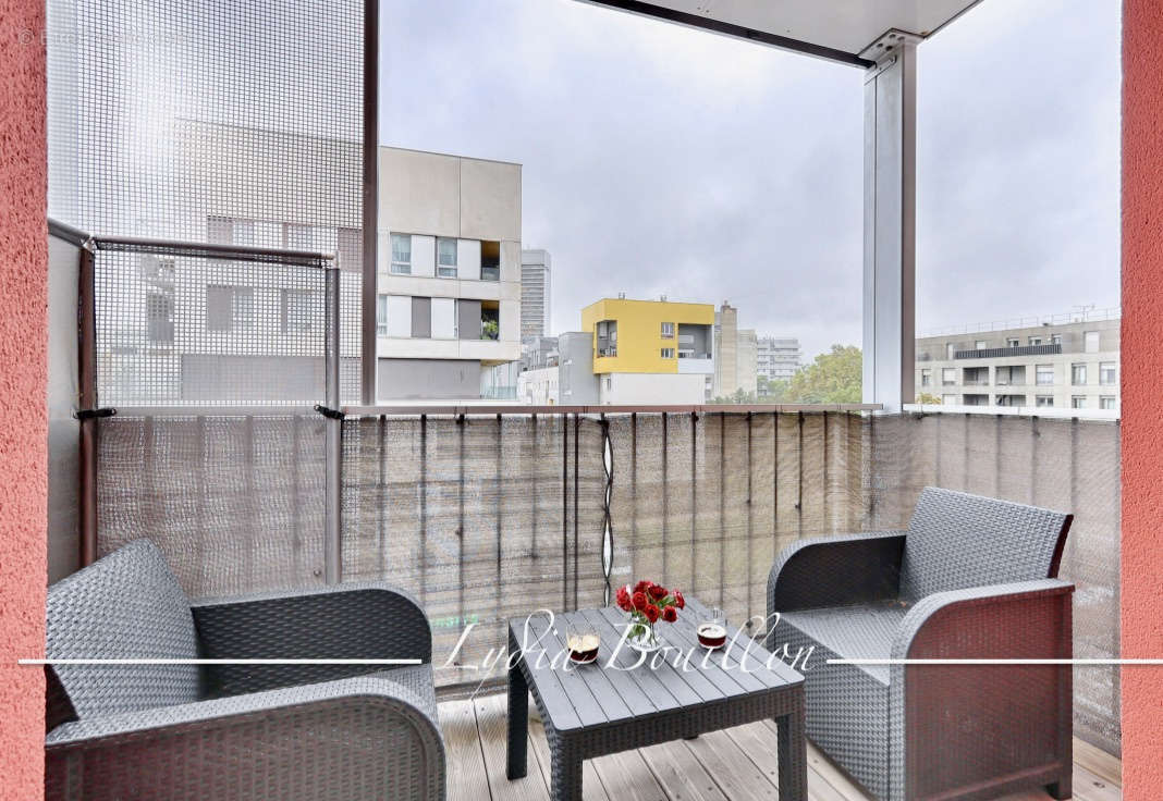 Appartement à NANTERRE