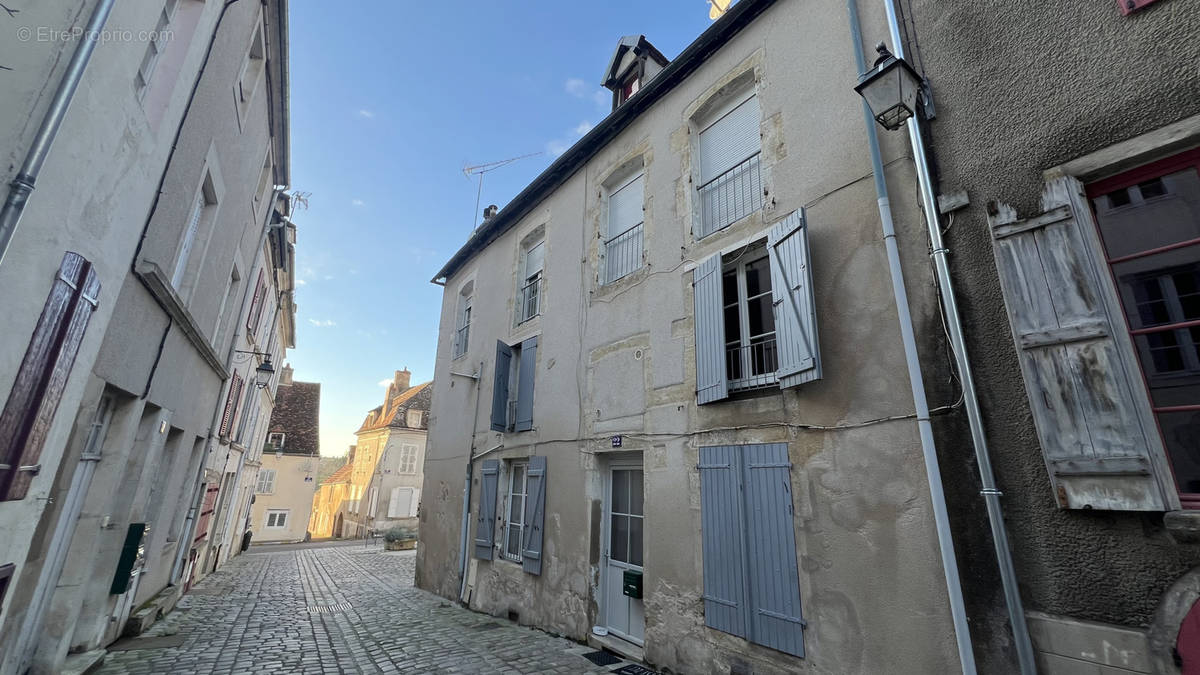 Appartement à AVALLON