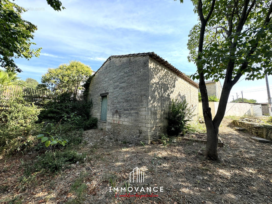 Maison à SAINT-BAUZILLE-DE-MONTMEL