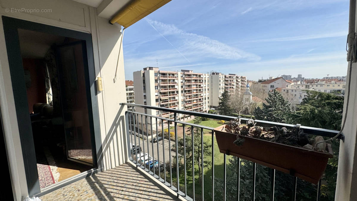 Appartement à LYON-6E