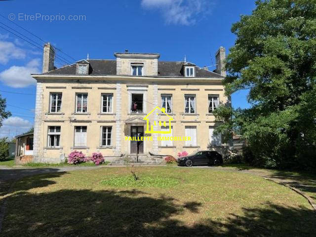 Appartement à LILLEBONNE