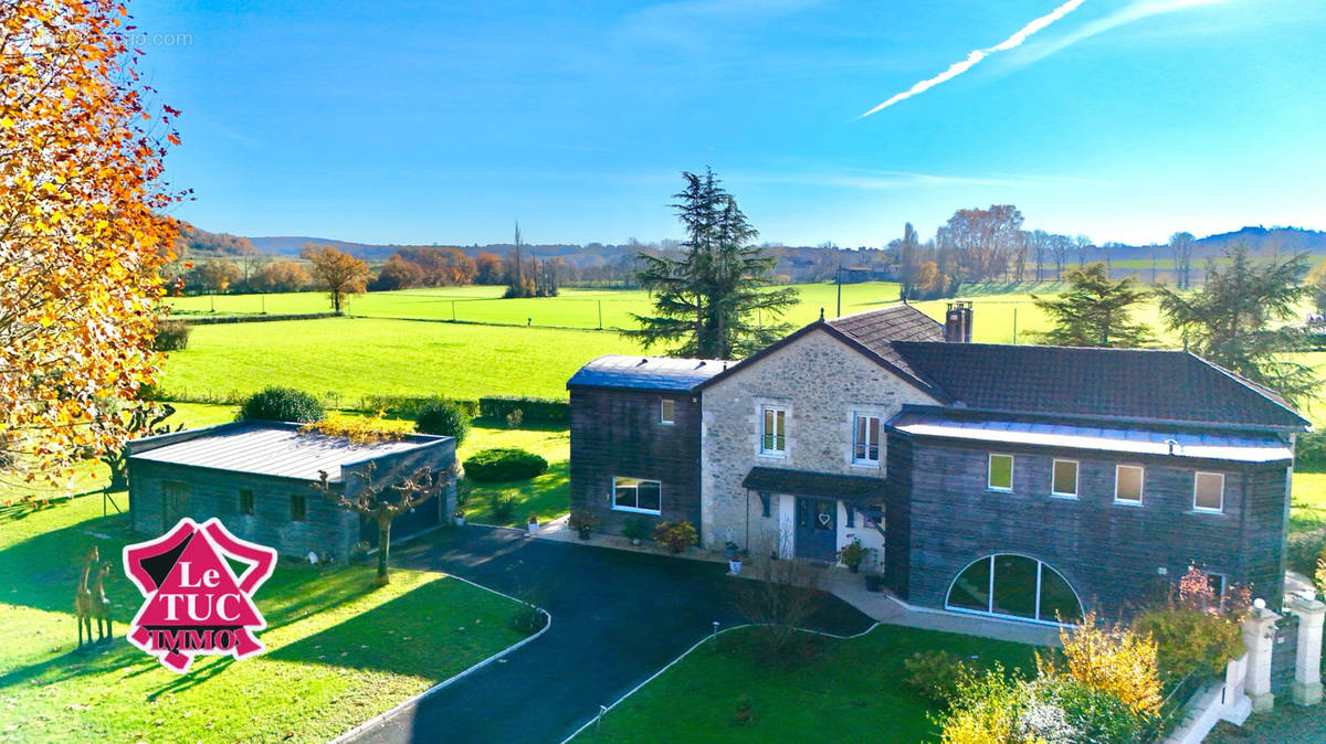 Maison à LAUSSOU