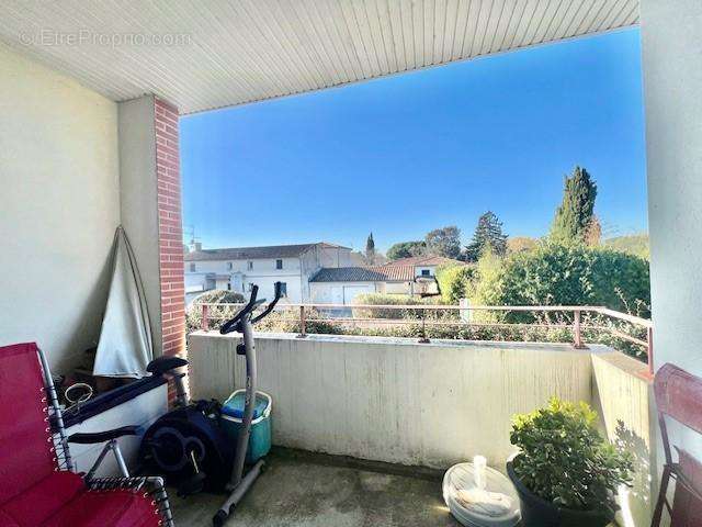   - Appartement à FENOUILLET