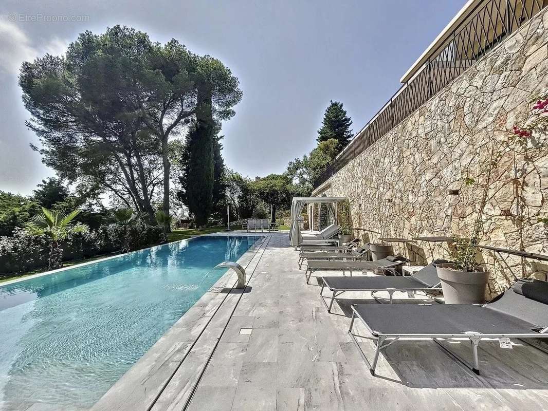 Maison à MOUGINS