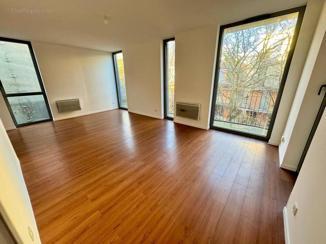   - Appartement à LILLE