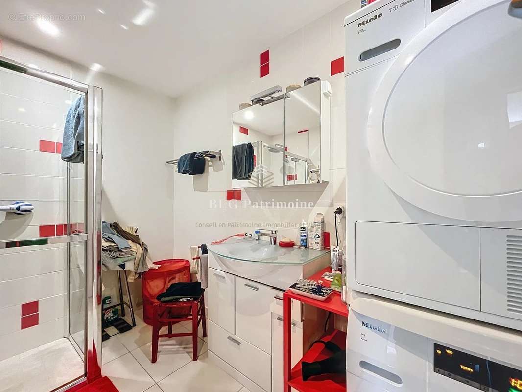 Appartement à SAINT-SEBASTIEN-SUR-LOIRE